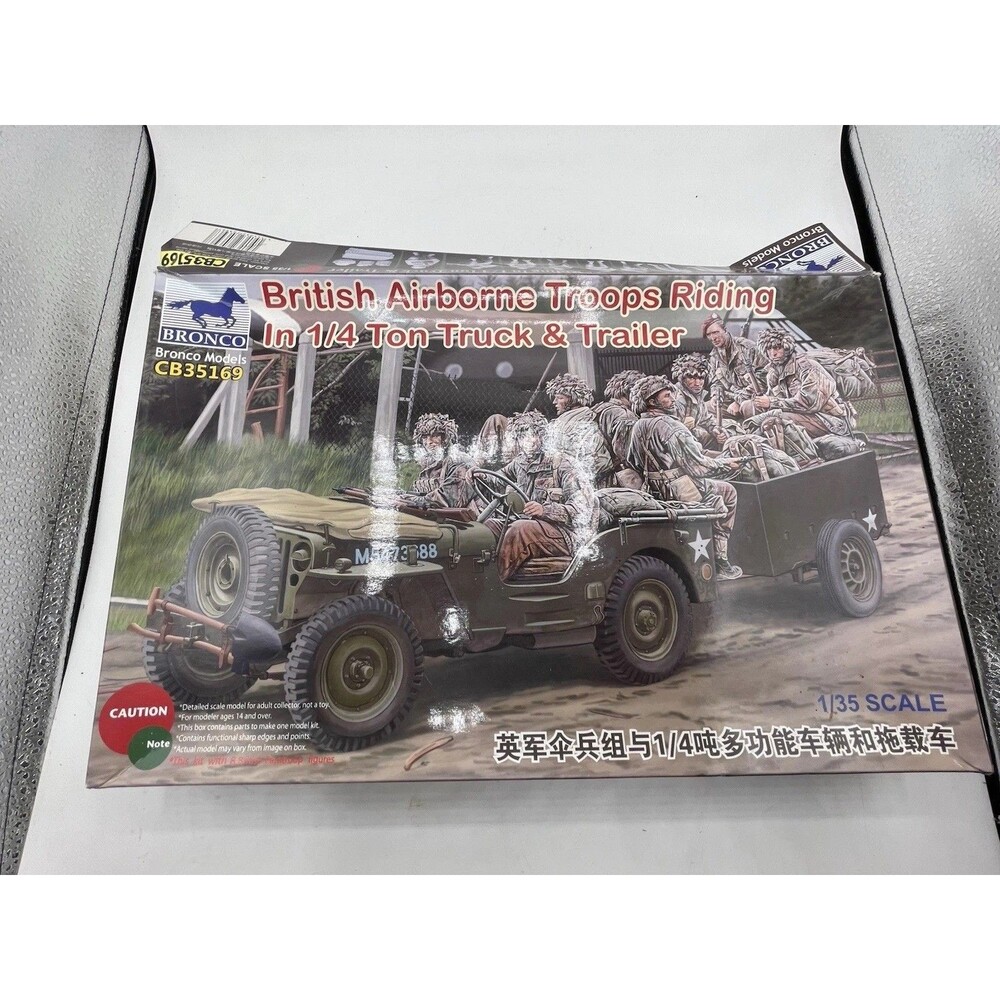 Bronco 1/35 CB35169 British Airborne Troops Riding 1/4 Ton Truck & Trailer Model